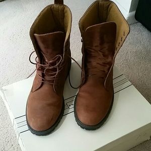 Like New Boots